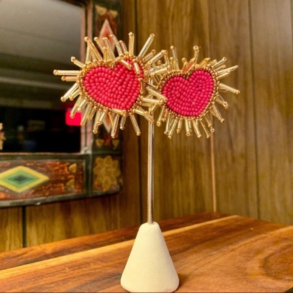 Felt Back Seed Beaded Heart Earrings in Fuchsia - Picture 5 of 5